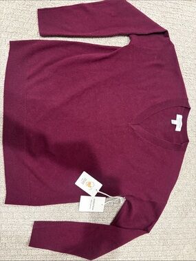 Nordstrom Cashmere V Neck sweater